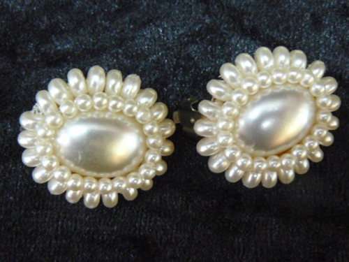 FOUX PEARL EARRINGS