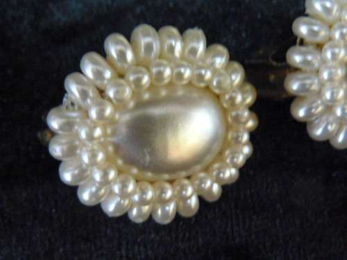 FOUX PEARL EARRINGS