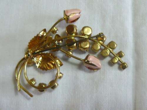 BROOCH GOLD TONED SHIMMERING BLING AND ENAMEL