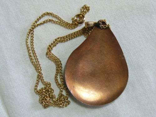 GLAZED ENAMEL AND COPPER PENDANT AND GOLD TONED CHAIN STUNNING