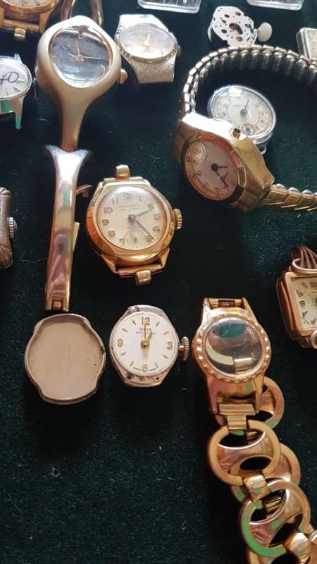 Lot of all mixed watches and movements buren oris cyma rotary