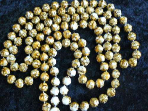 STUNNING BEADED NECKLACE !!!!!!!