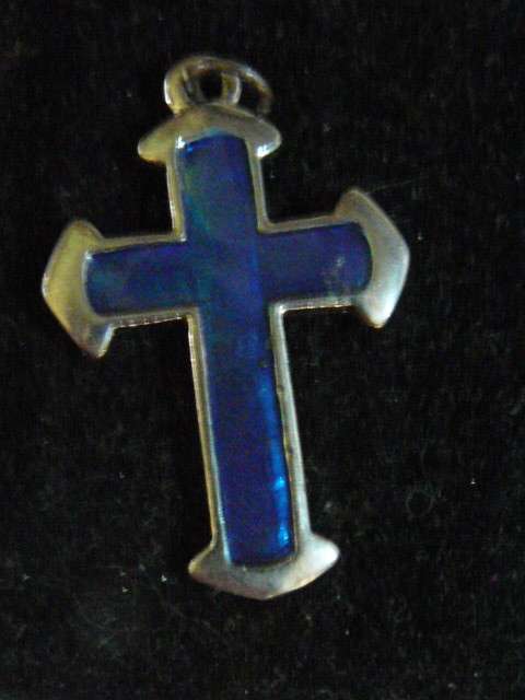 CROSS PENDANT