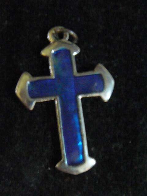 CROSS PENDANT