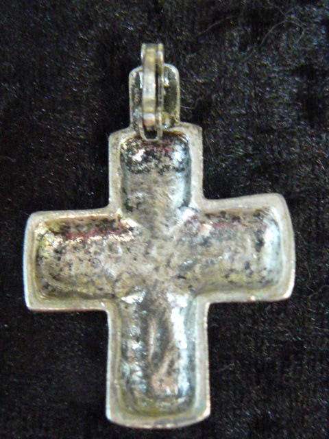 SILVER TONED CROSS PENDANT
