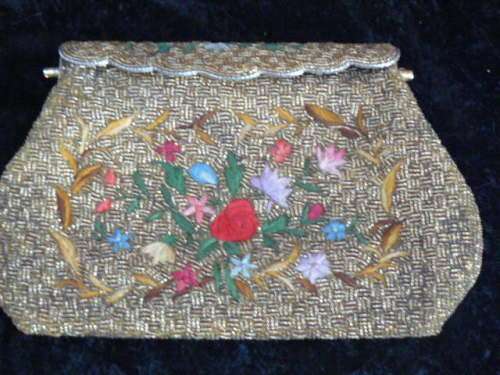 MOST STUNNING VINTAGE BEADED AND EMBROIDERED CLUTCH BAG