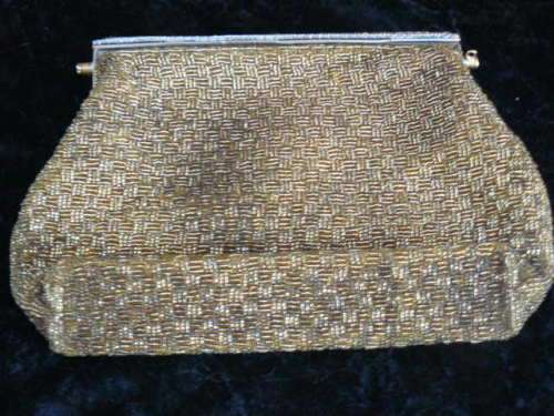 MOST STUNNING VINTAGE BEADED AND EMBROIDERED CLUTCH BAG