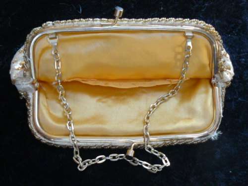 VINTAGE LIKE PURSE AND HANKIE