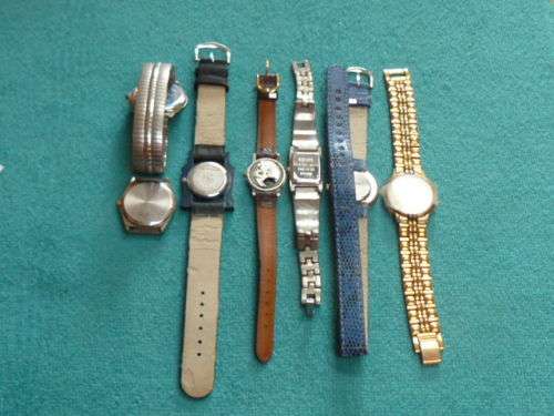 QUARTZ WATCHES SOLD AS SPARES SOME ONLY NEED A BATTERY