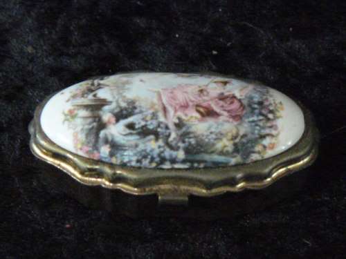 ROMANTIC SCENCE POCKET ASH TRAY
