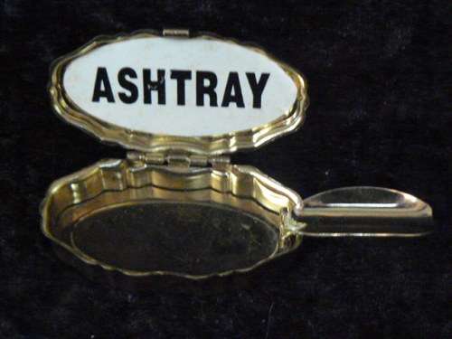 ROMANTIC SCENCE POCKET ASH TRAY