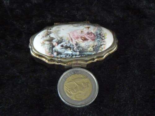 ROMANTIC SCENCE POCKET ASH TRAY