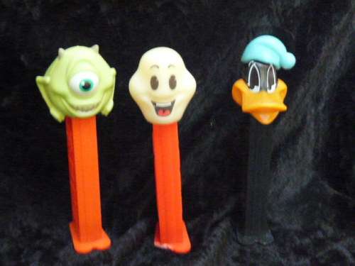 PEZ DISPENSORS X 3 COLLECTABLE