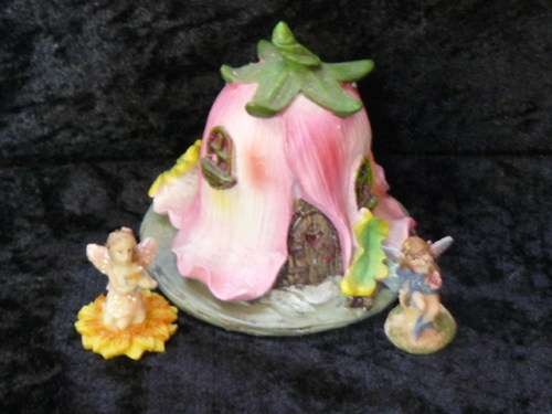 FAIRY X 2 AND HOUSE