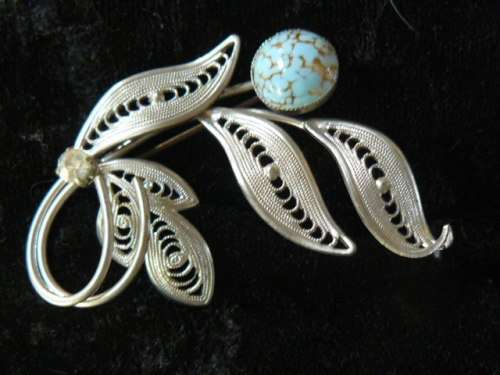 SLVER TON FASHION BROOCH