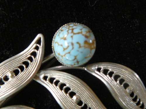 SLVER TON FASHION BROOCH
