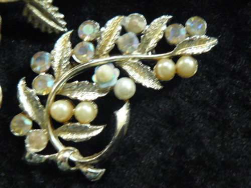 VINTAGE LIKE FASHION BROOCHES LOT X 3 STUNNING ITEMS!!!!!!!