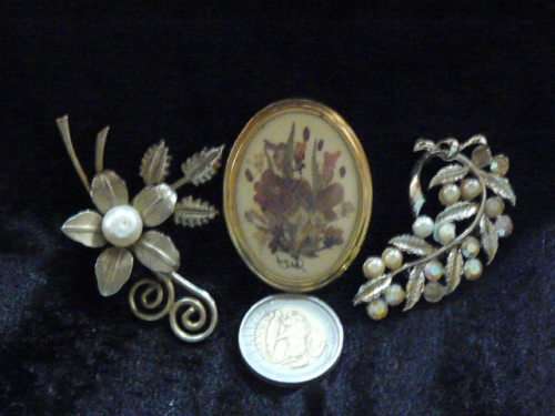 VINTAGE LIKE FASHION BROOCHES LOT X 3 STUNNING ITEMS!!!!!!!
