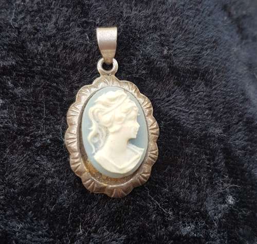 Silver 925 Wedgewood  Cameo brooch 2.2x1.5cm