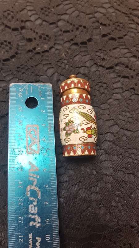 Small cloisonne snuff or scent container