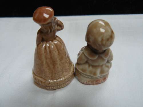 WADE 2 X FIGURINES