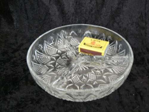 3 DIVISION GLASS SNACK DISH