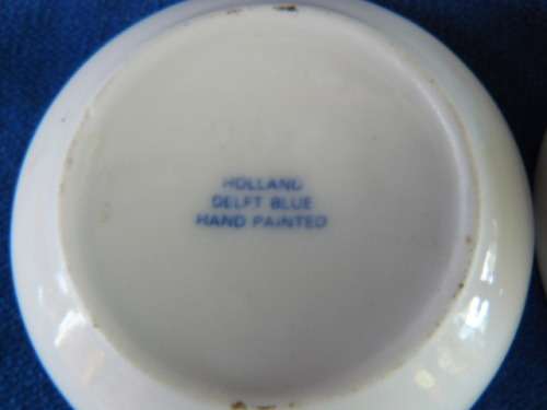 BLUE AND WHITE PIN DISHES X 2