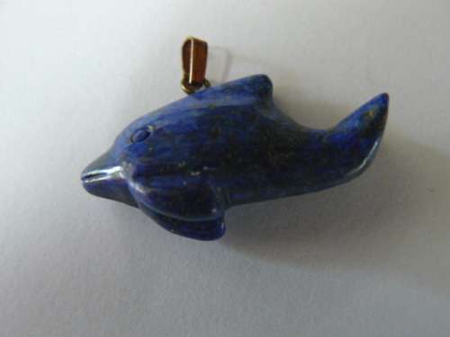 SEMI PRECIOUS STONE DOLPHIN PENDANT