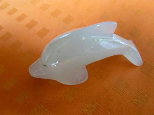 SEMI PRECIOUS STONE DOLPHIN