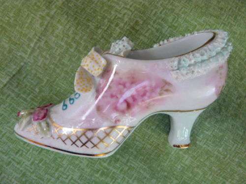 PORCELAIN SHOE ORNAMENT STYLED IN ITALY STUNNING