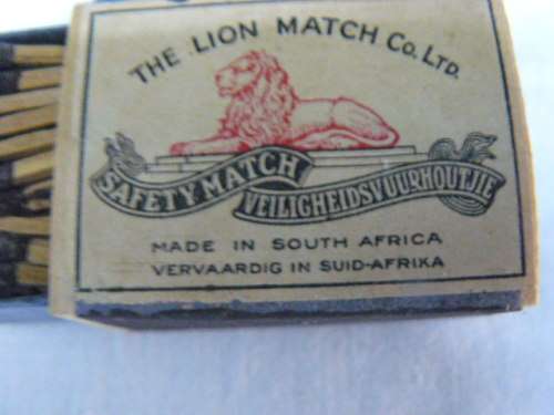 LIONS MATCH BOXES VINTAGE STILL FULL AND MILLS SPECIAL CIGARETTE TIN