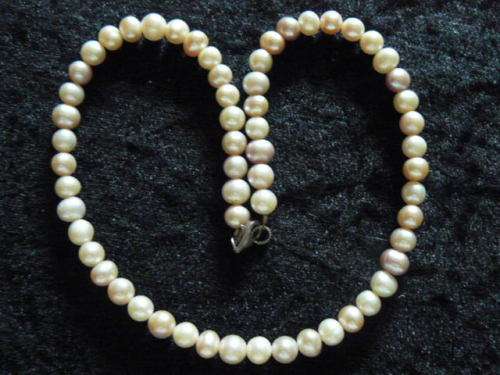 GENUINE FRESH WATER PEARL NECKLACE 42 CM