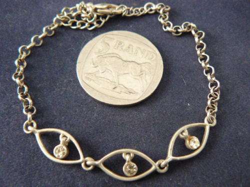 FASHION BRACELETT