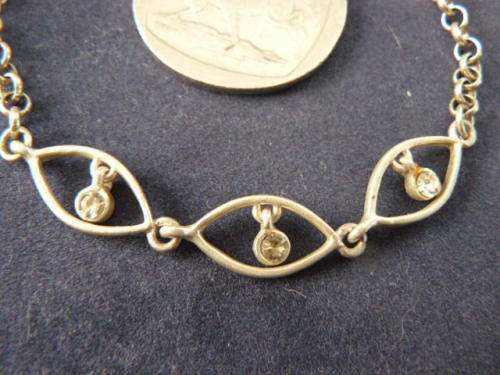 FASHION BRACELETT