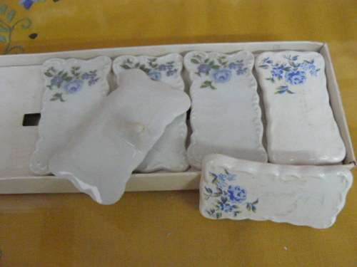 PORCELAIN TABLE NAME SETTINGS X 6