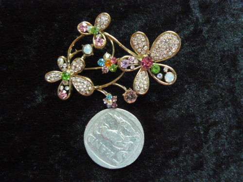 GOLD TONED BLING STONES FASHION BROOCH