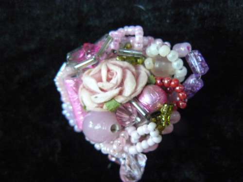 NECKLACE BRACET AND BROOCH SET