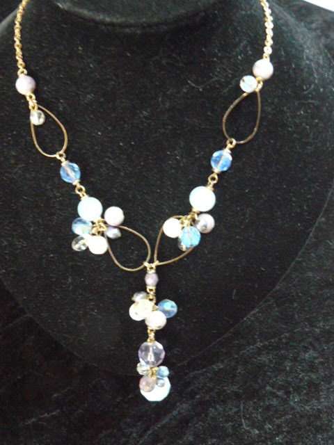 NECKLACE STUNNINGPLEASE HAVE A CLOSER LOOK