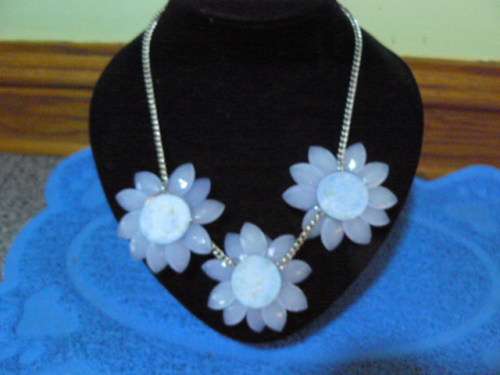 FASHION NECKLACE BLUE FLOWERS 50 CM