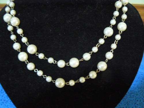 LONG STRAND FOUX PEARL NECKLACE