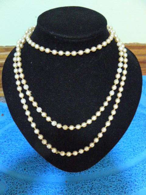 FOUX PEARL SINGLE STRAND NECKLACE 136 CM