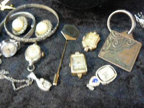 MIXED LOT OF FASHION JEWELERY LUCK DIP GOOD CONDITION PLEASE HAVE A LOOK !@!@!@!
