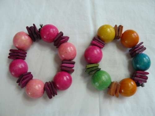 2 X WOODEN STRETCH BSNGLS