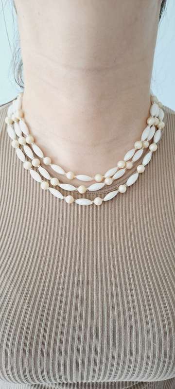 3 strand vintage necklace