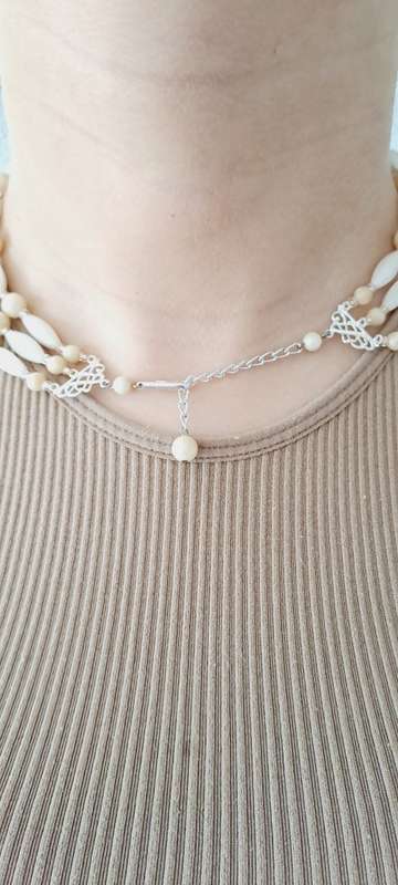 3 strand vintage necklace