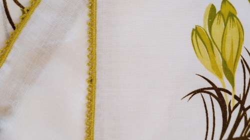 Italian vintage table cloth 59x98` and 12 napkins