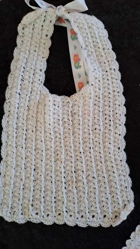 3x stunning vintage cotton bibs and booties