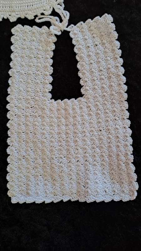 3x stunning vintage cotton bibs and booties