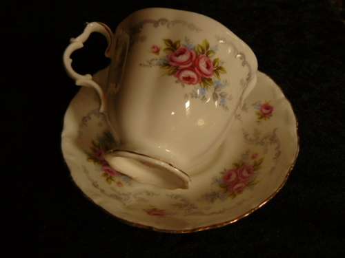 ROYAL ALBERT DUO STUNNING !!!