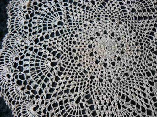 FINE HAND CROCHETED DOILIE 37 CM GOOD CONDITION